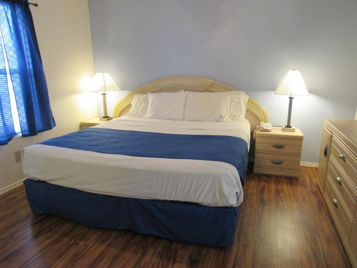 Victoria Palms Inn And Suites Donna Exteriör bild