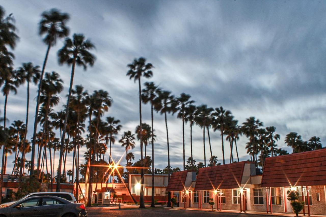Victoria Palms Inn And Suites Donna Exteriör bild