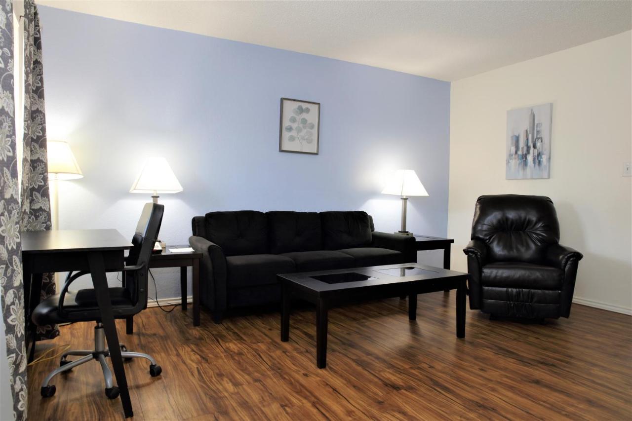 Victoria Palms Inn And Suites Donna Exteriör bild